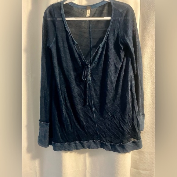 We The Free Navy Blue Linen Blend Long Sleeve Top, Small - Picture 2 of 6